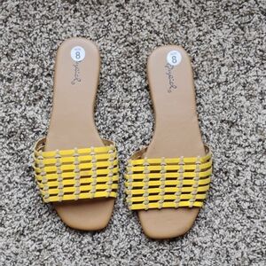 NEW Cupid Yellow Woven Slide Sandal Size 8